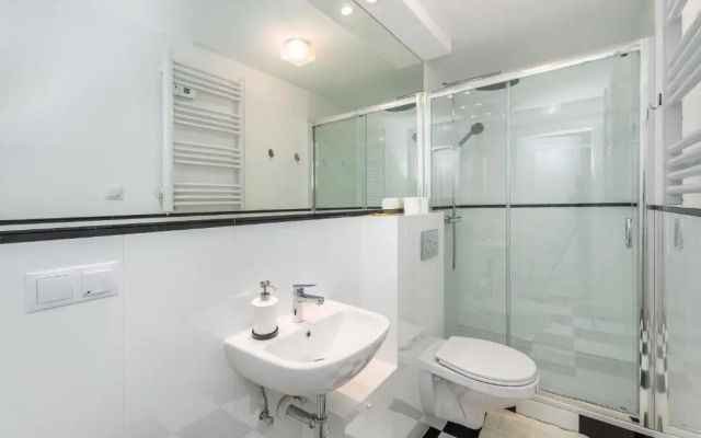 Swietokrzyska 16 (E-G) by Homeprime