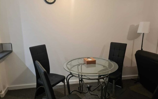 Impeccable 1-bed Apartment in Manchester