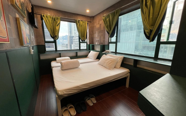 Venetian Hostel – Guest Rooms – Hong Kong