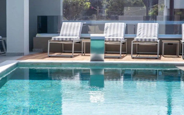 Villa Luna I 100m to Sea Free Heated Pool