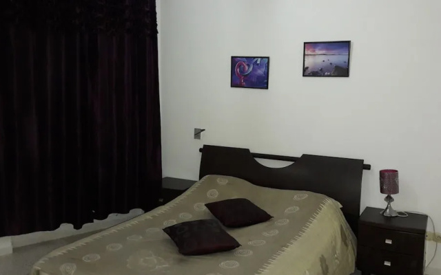 Spacious Very Modern Apartment Richly Furnished