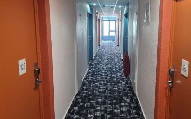Kyriad Direct Lyon Nord - Dardilly