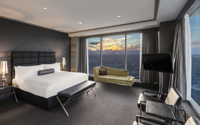 Meriton Suites World Tower