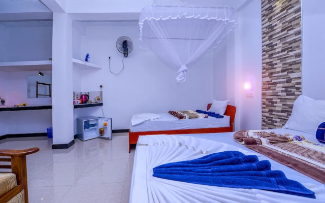 Dimuthu Home Stay