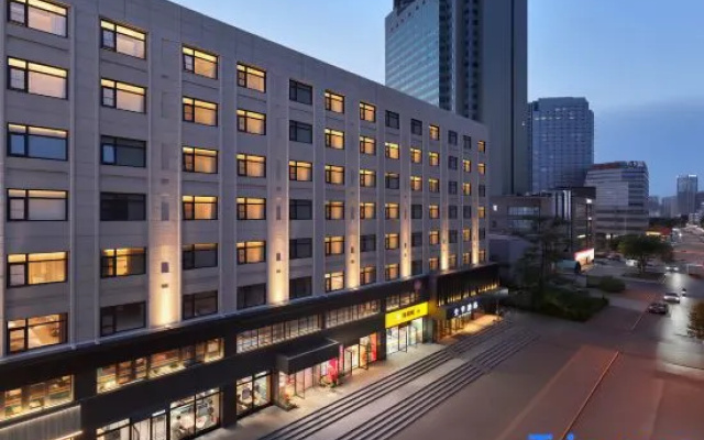 JI Hotel (Tianjin Haiguangsi Subway Station)