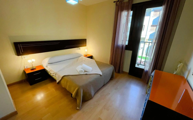 Apartamentos Villanua 3000