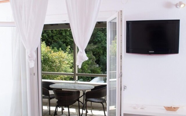 Skiathos Holidays Suites & Villas
