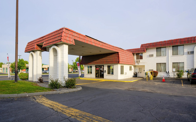 OYO Hotel Hermiston OR, Downtown