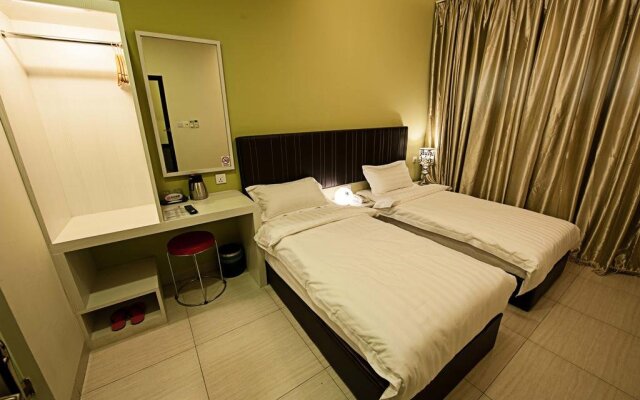 Seven Boutique Hotel