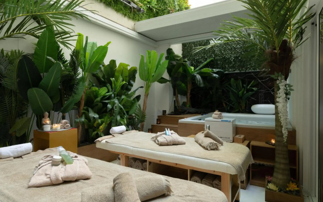 Elia Ermou Athens Hotel