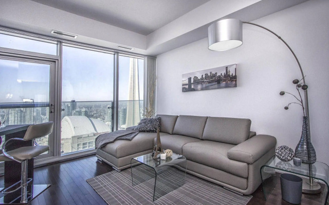 Life Suites Ice - Lake and City View