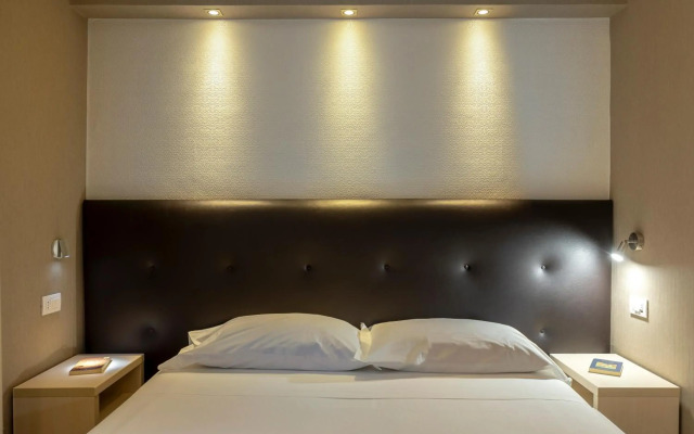 Napolit'amo Hotel Medina