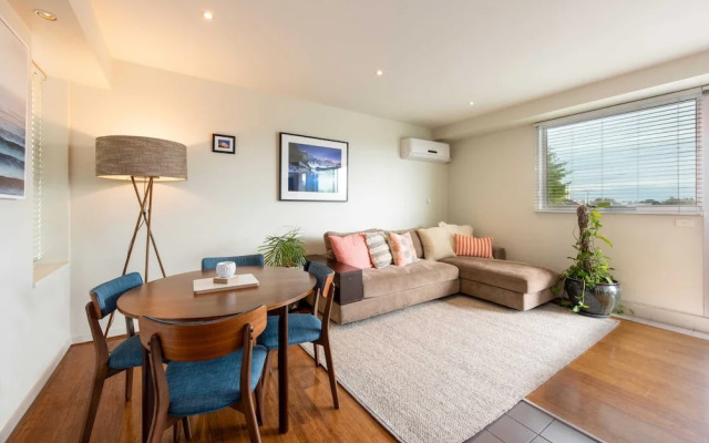 Beautiful 1-bed in St Kilda w/ Parking & Terrace