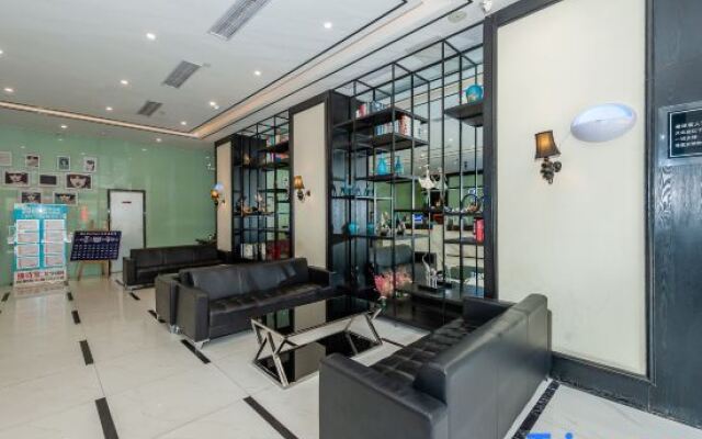 Xana Hotelle (Nanchang High-tech  Wuyue Square Beili Subway Station Branch)