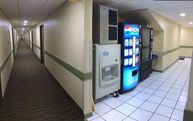 Super 8 Tulsa Ok