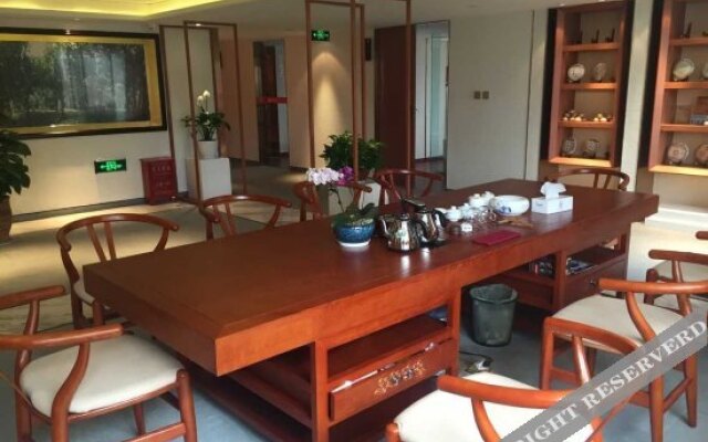 Pu'er Peony Holiday Inn