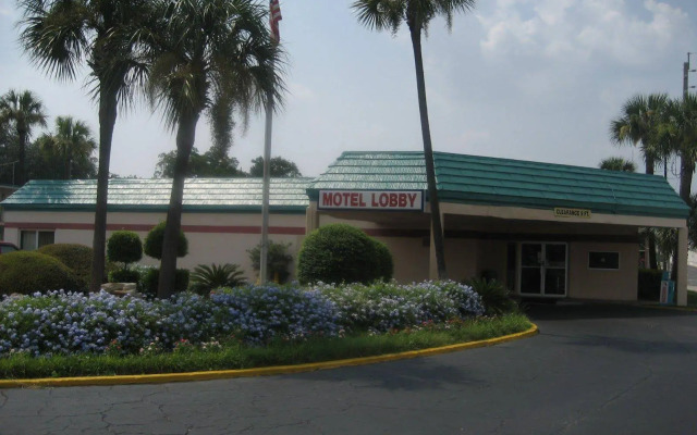 Scottish Inn Jacksonville Downtown