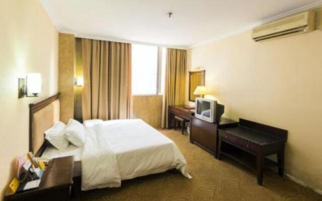 Kai Yi Hotel
