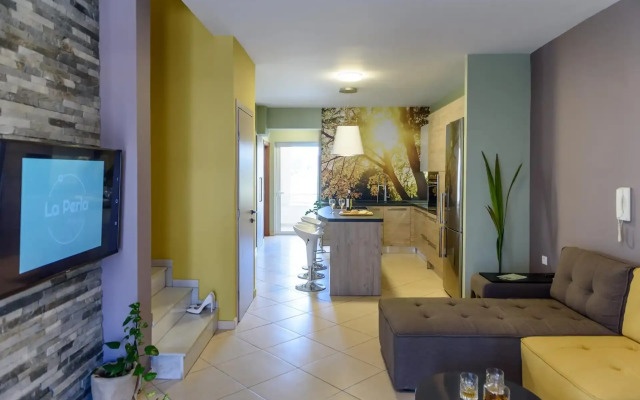 VillasDiNafplio - La Perla & La Diva