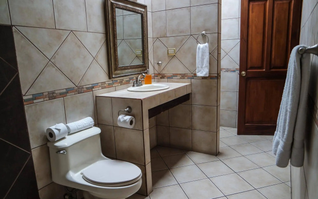 La Riviera Hotel B&B