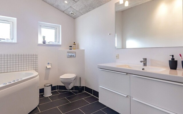6 Person Holiday Home in Bogense