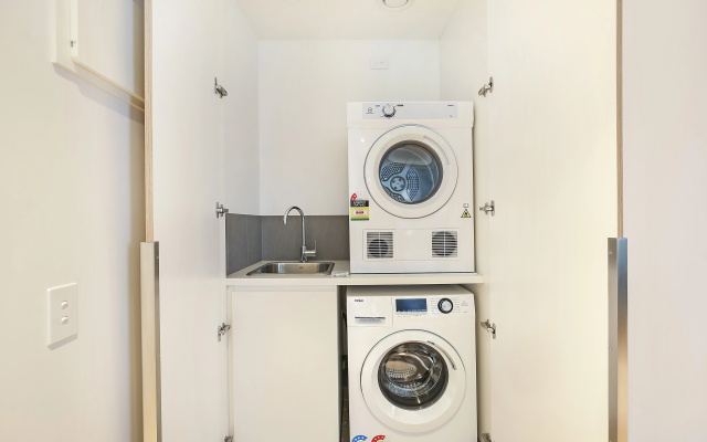 AAM Apartments - Melbourne – Guest Rooms – Melbourne