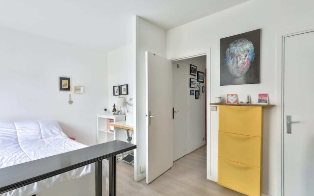 Charming Studio Apartment - Paris