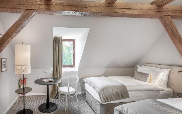 Chateau Clara Futura