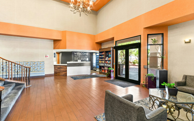 Hampton Inn & Suites Phoenix-Goodyear