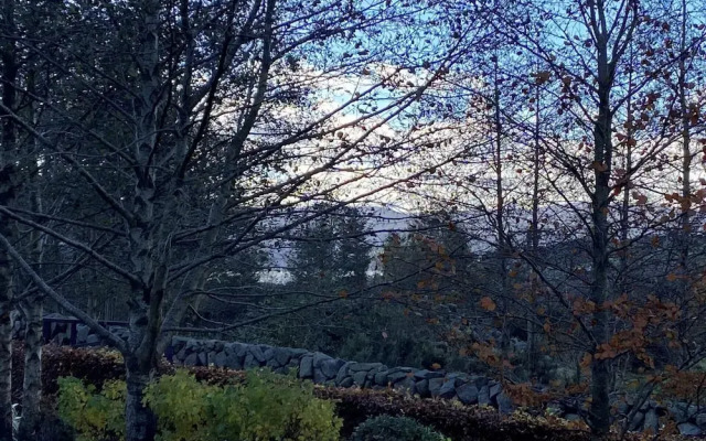 Mountain View Retreat in Rostrevor With hot Tub