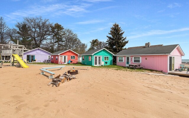 Aloha Beach Club Resort