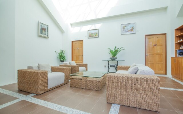 Yujue Holiday Villa