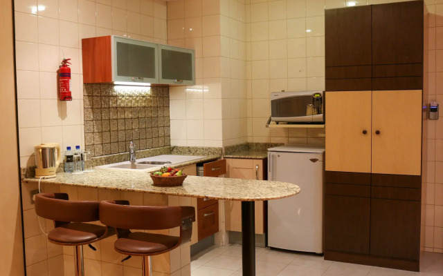 Elite Crystal Hotel