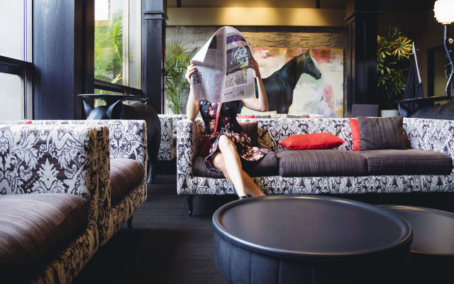 Hotel Arts