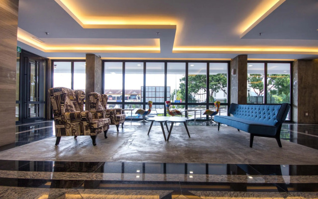 Manhattan Condo 8-11pax (2min to Aeon & Lotus)