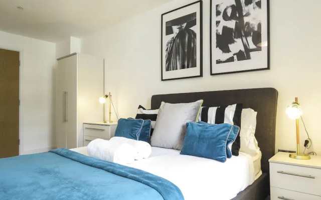 Tudors eSuites Birmingham Canalside Apartments