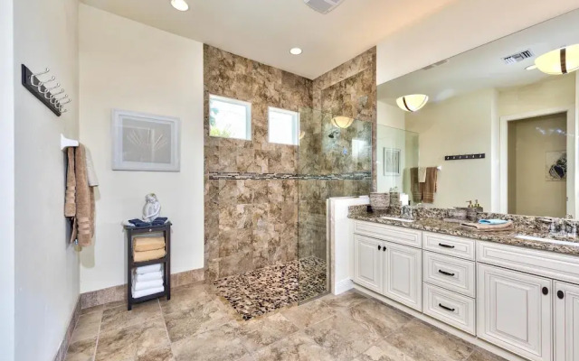 Amalfi 3 Bedroom Home by NFVH