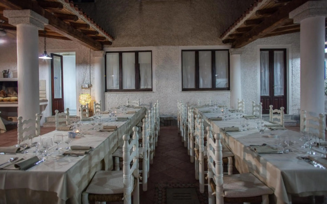 Hotel Sandalyon
