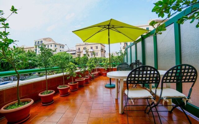 Amazing Politeama House