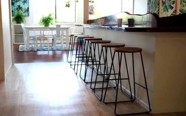Yeppoon Beachhouse - Hostel