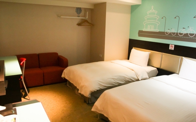 E Hotel