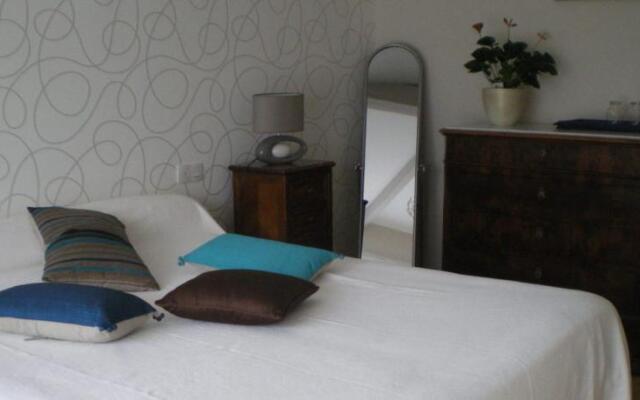 Chambre d'Hôtes La Brede