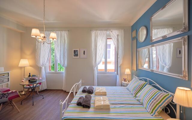 Old City Romantic Studios