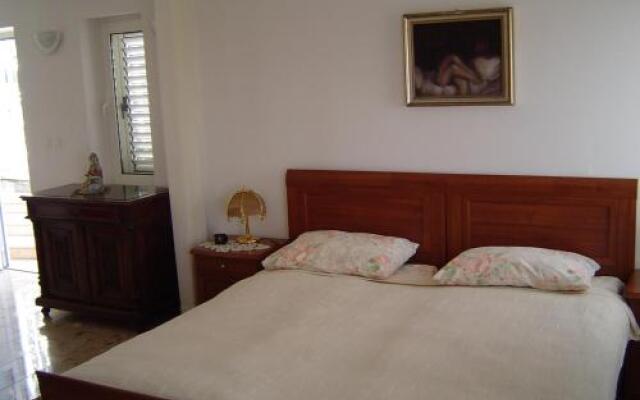 Apartments Ivory