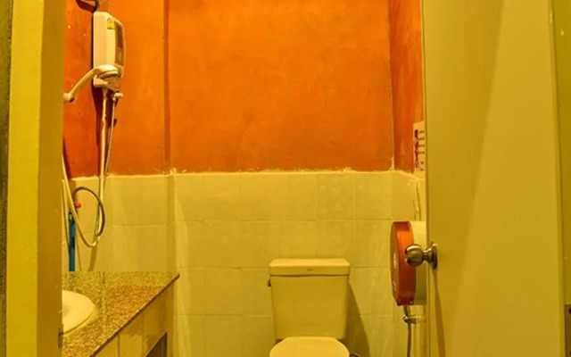 Baan See See Moutain View