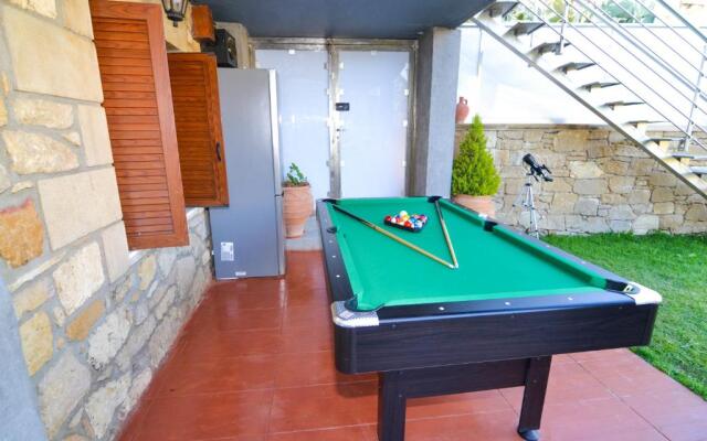 Heated Private Salt Pool, Spa, 4BD & 4BR