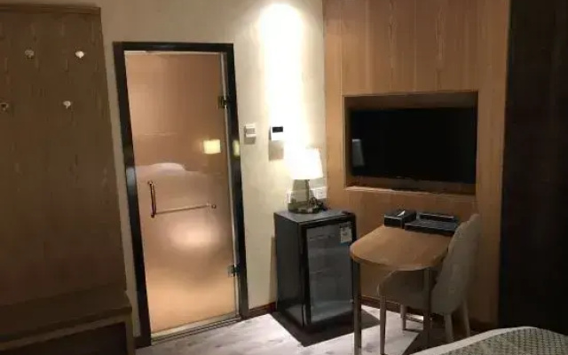 Rongsheng Hotel