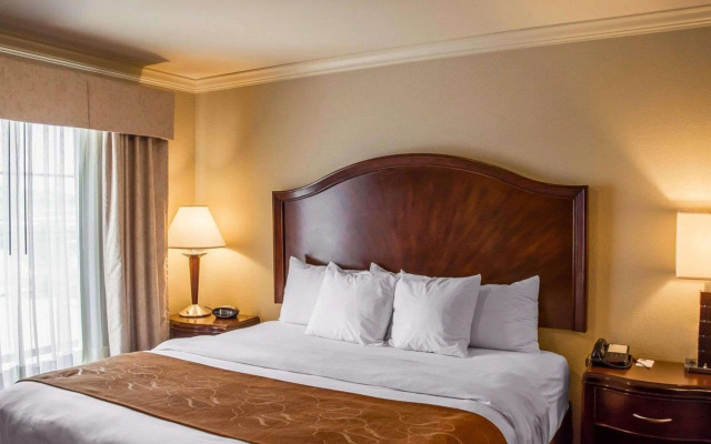 Comfort Suites Cincinnati