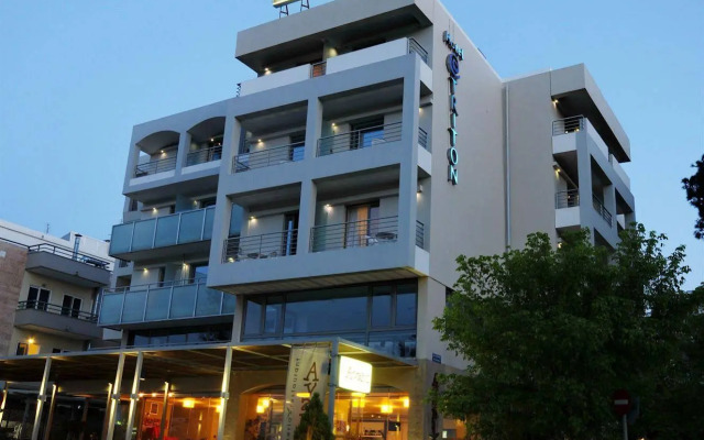 Triton Hotel
