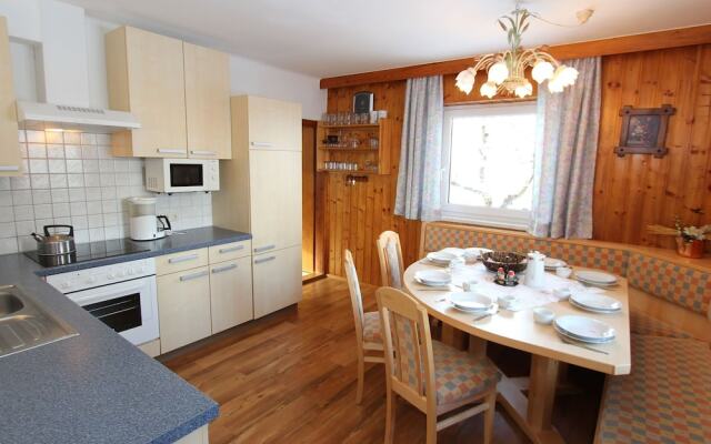 Cozy Holiday Home in Maishofen Near Ski Area